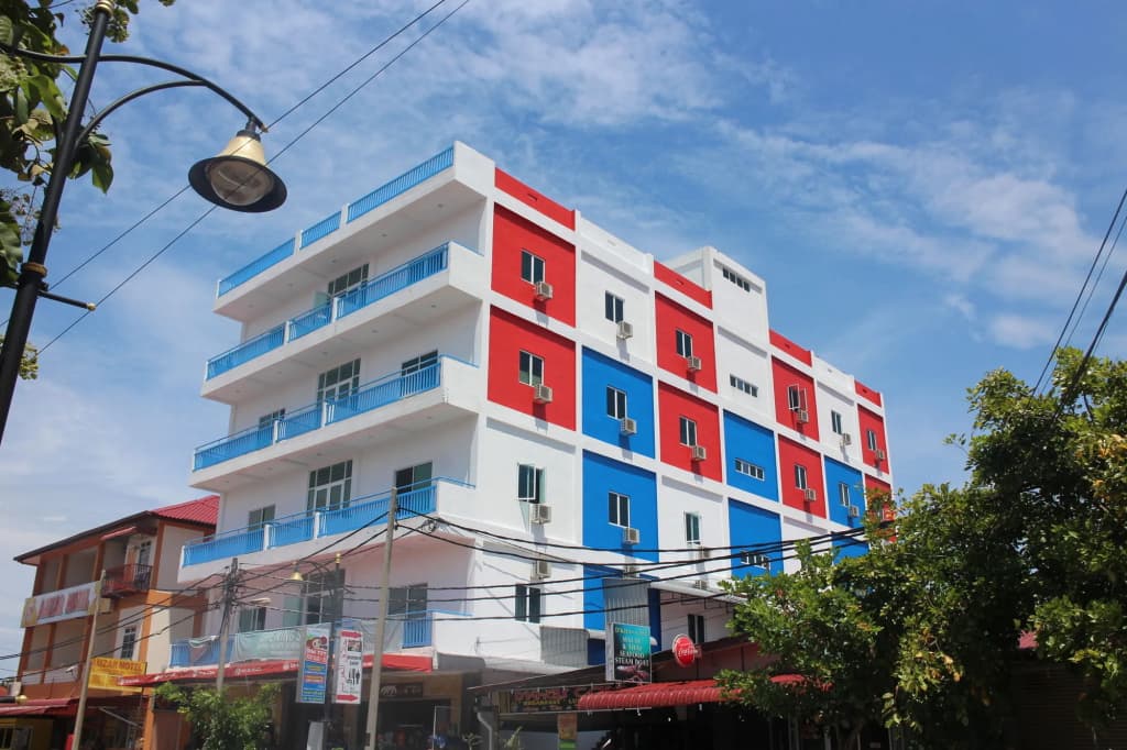 Royal Agate Beach Resort - photo 1