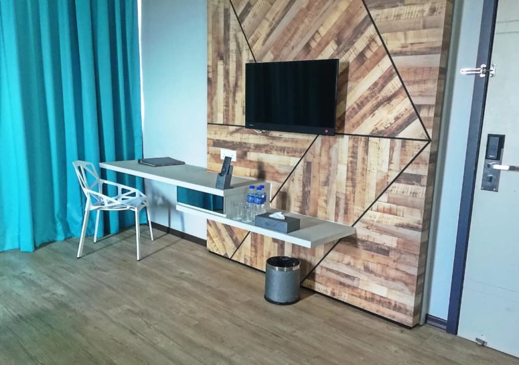 G5 Hotel and Services Apartment - photo 5