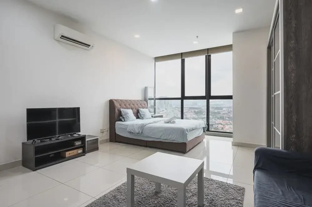 Atria SOFO Suites by Airhost - photo 1