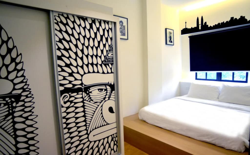 Don's Den Hotel - photo 5