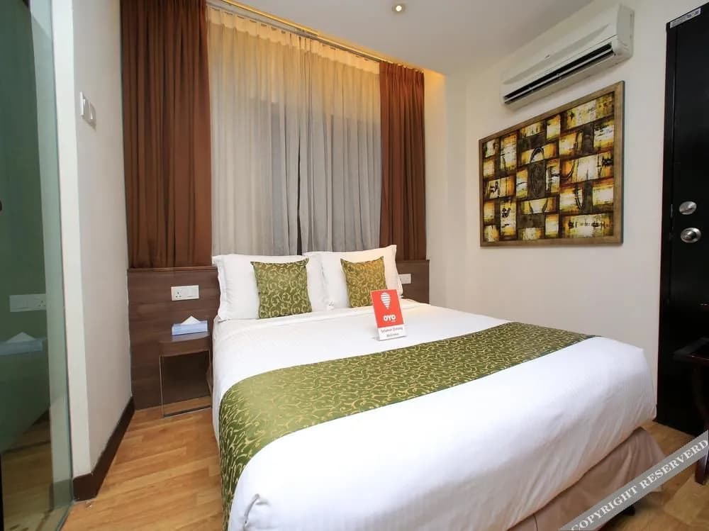OYO 121 Frenz Hotel - photo 8