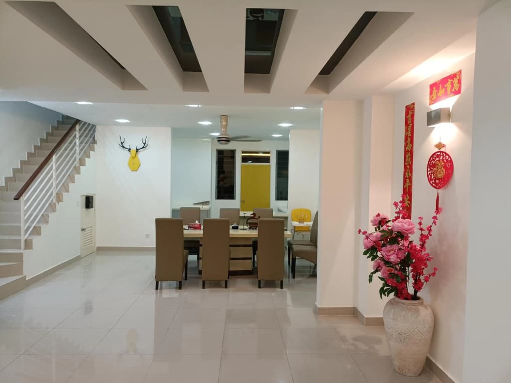 Entire Residential Home•Jia Residences Bkt Serdang沙登温暖的家 - photo 2
