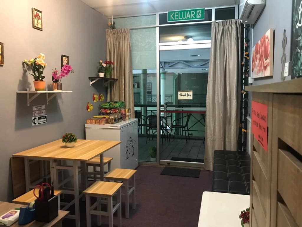 Nusantara Mattwaddien Hostel - photo 38