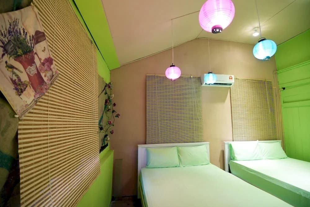 Decoupage Homestay - photo 4