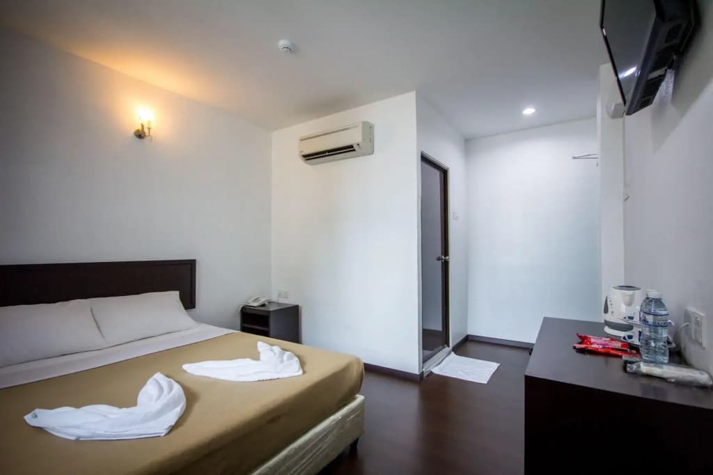 Georgetown Inn by Sky Hive - photo 6