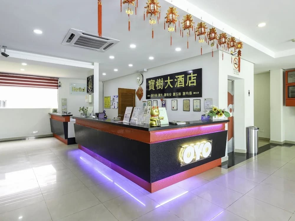 OYO 542 S2 Hotel - photo 2