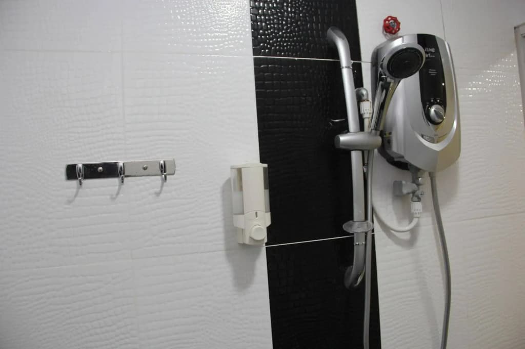 Royale City Hotel - photo 8