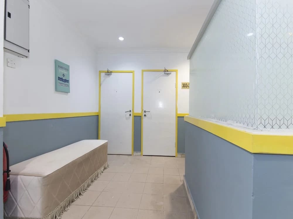 OYO 587 The Dream Hotel - photo 3