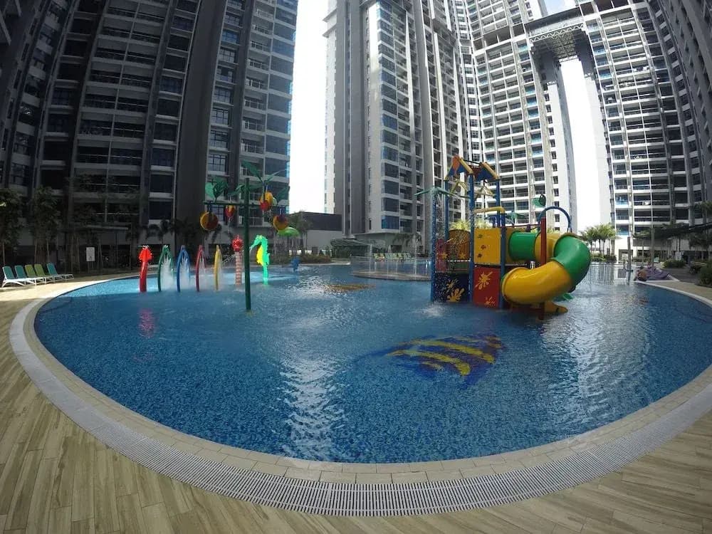 Line Friends Homestay Atlantis Melaka - photo 9