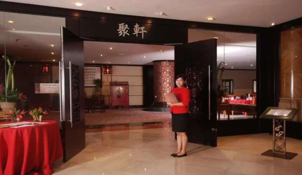 Berjaya Waterfront Hotel - photo 28