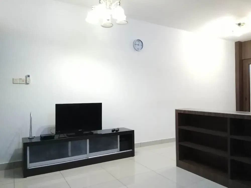 KBCC Service Apartment by iHost - photo 6