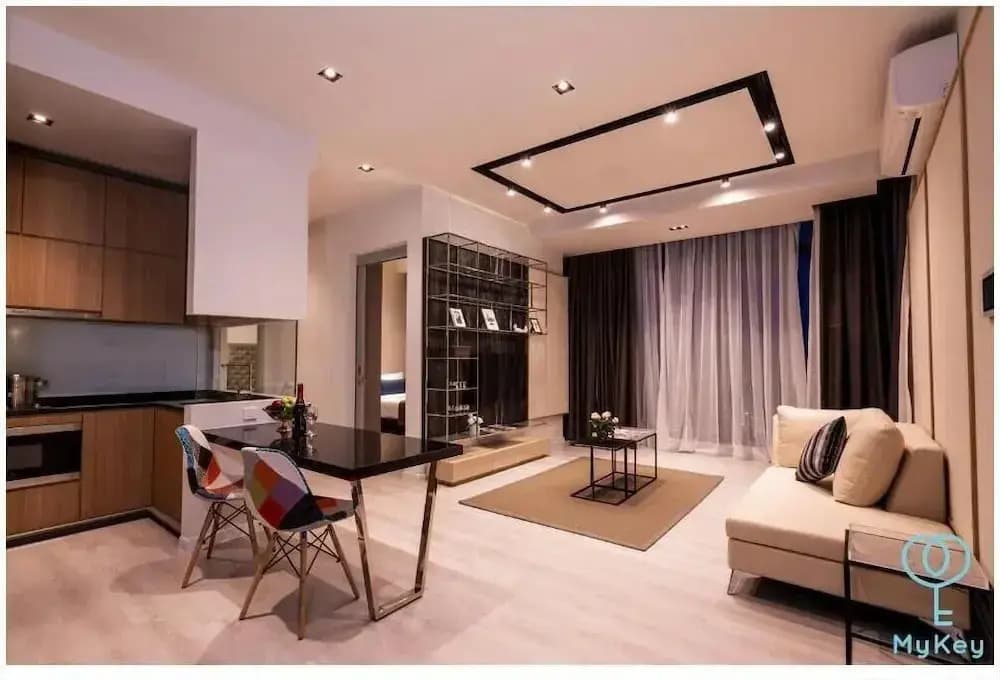 OYO 466 Home Studio Expressionz Suites KL Tower View from Pool - photo 3