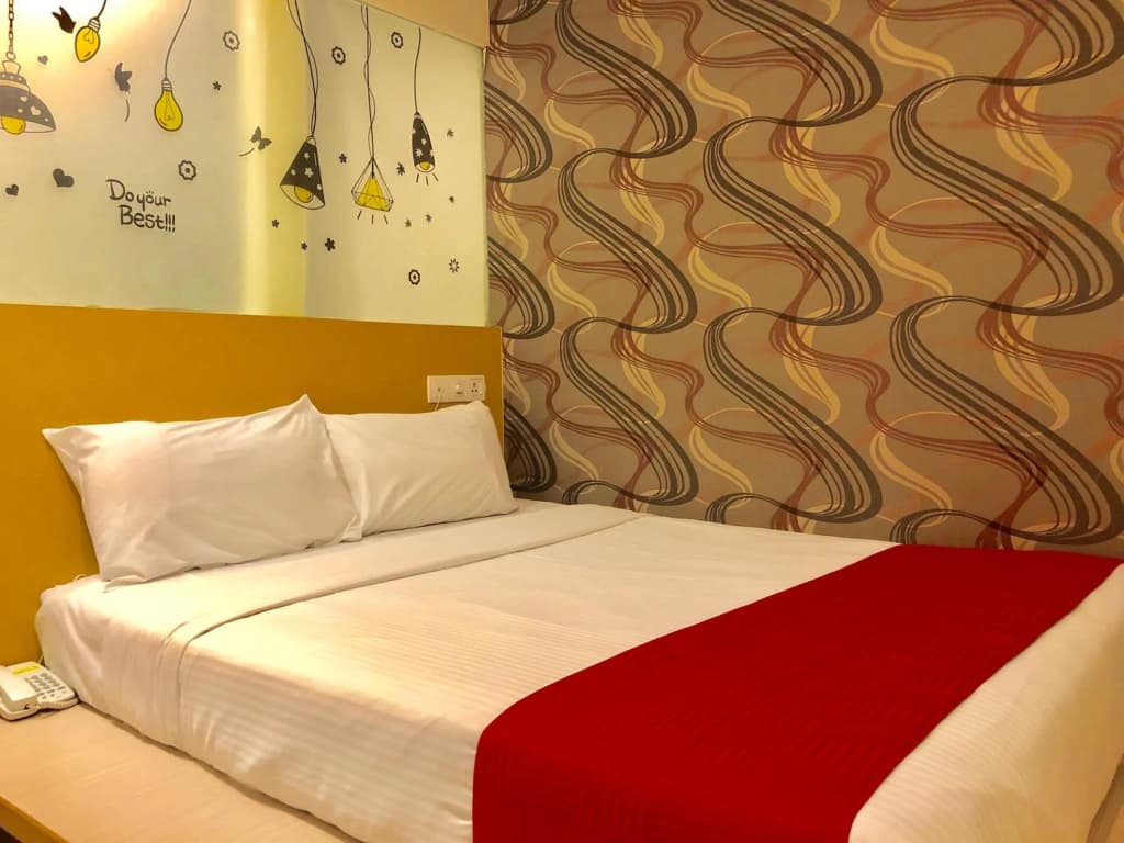 8 Days Boutique Hotel @ Mount Austin JB - photo 3