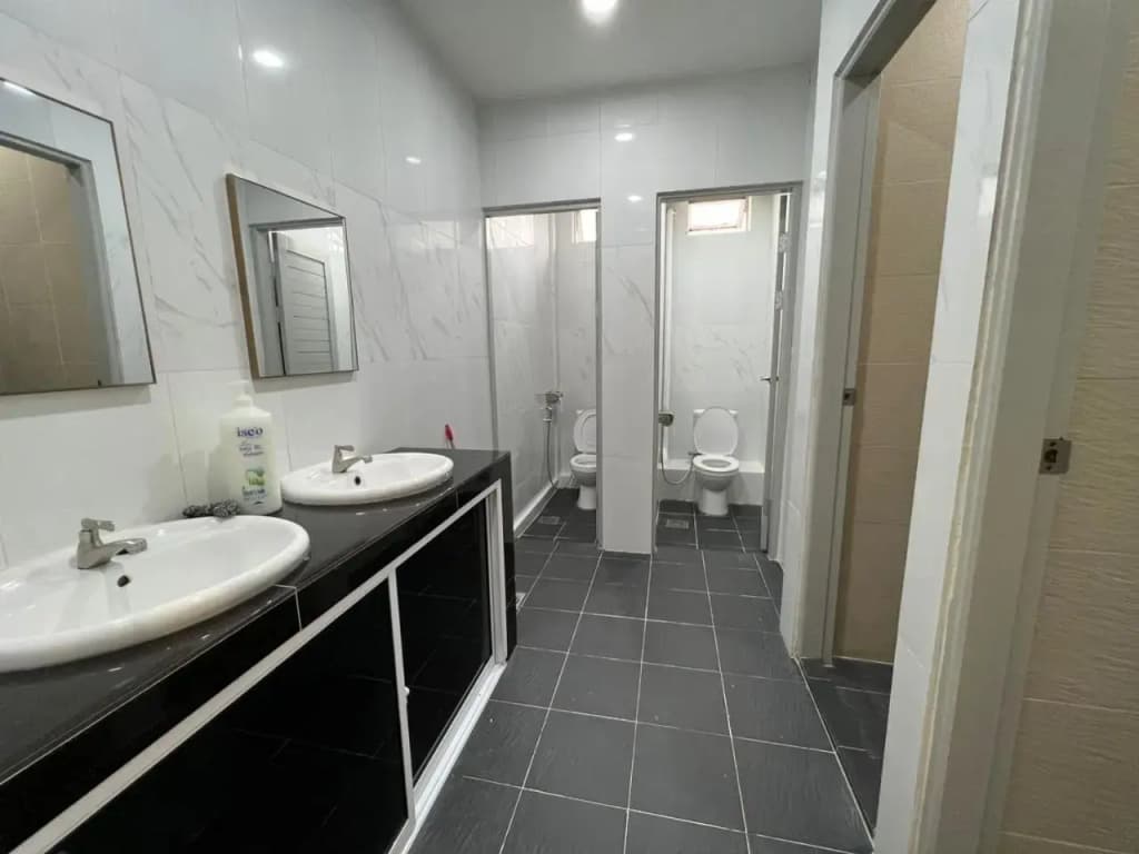 One Point Hotel @ King Centre - photo 1