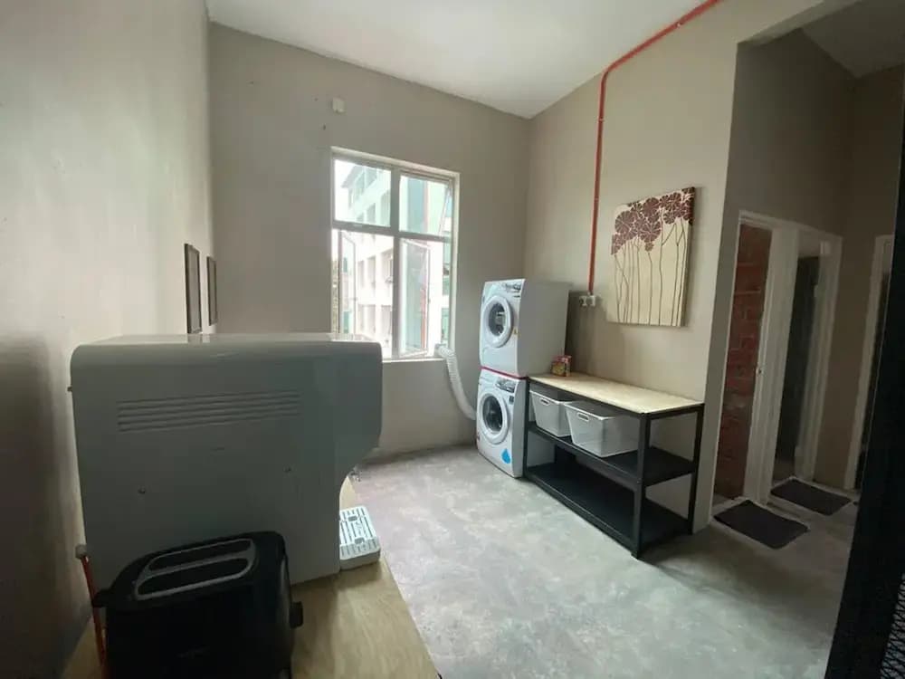 DWJ Backpacker Hostel - photo 6