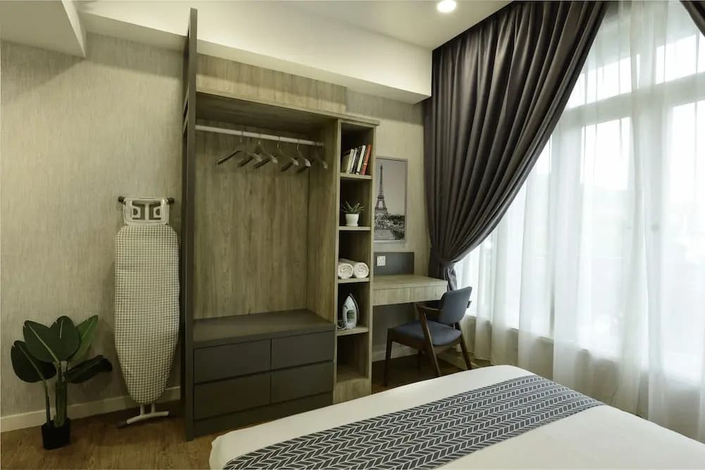 Designer Suite Apartment - photo 38