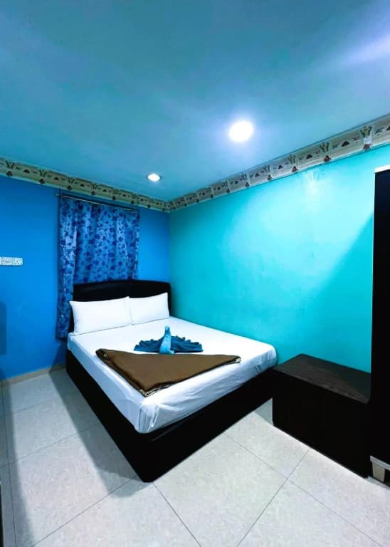 New Wave Hotel Seri Kembangan - photo 25