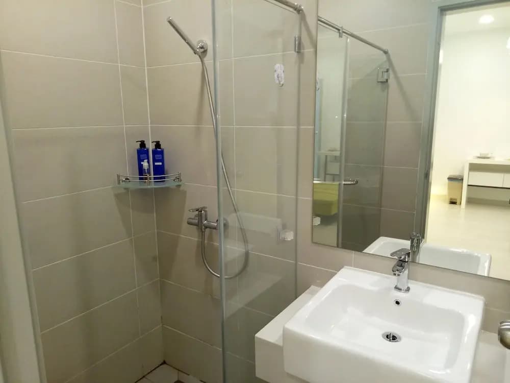 Georgetown Sea View Suite - photo 9