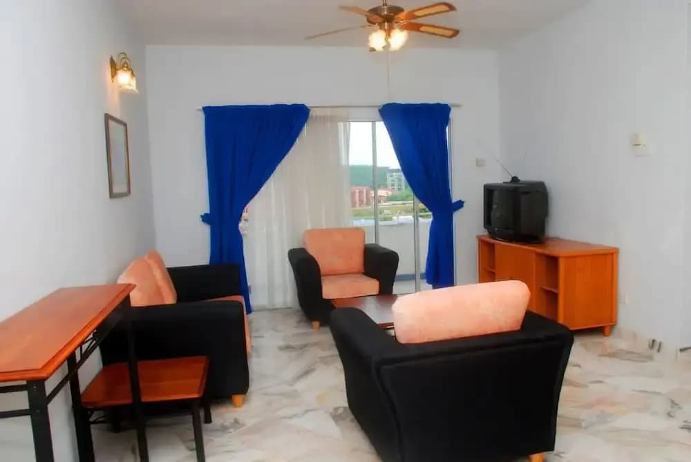 PD World Holiday Home @ Teluk Kemang - photo 1