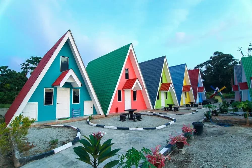 OYO 89517 Little Tanjung Chalet - photo 10