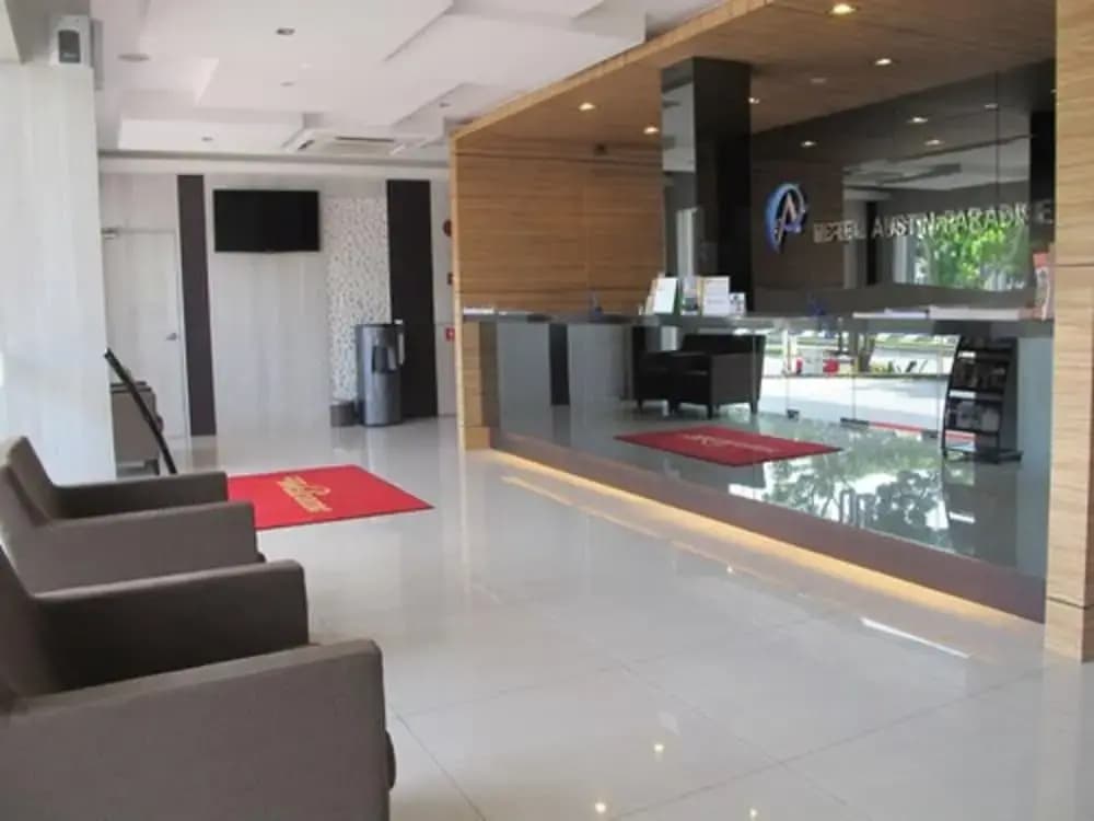 Hotel Austin Paradise Skudai - photo 2