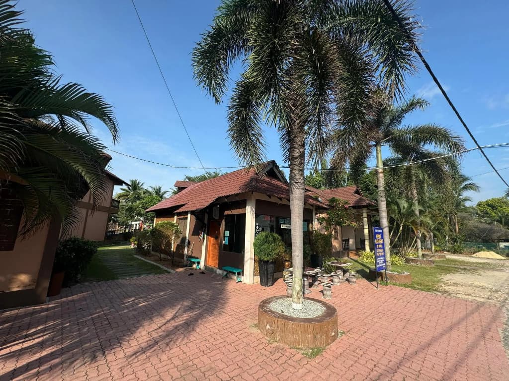 Mersing Beach Resort - photo 31