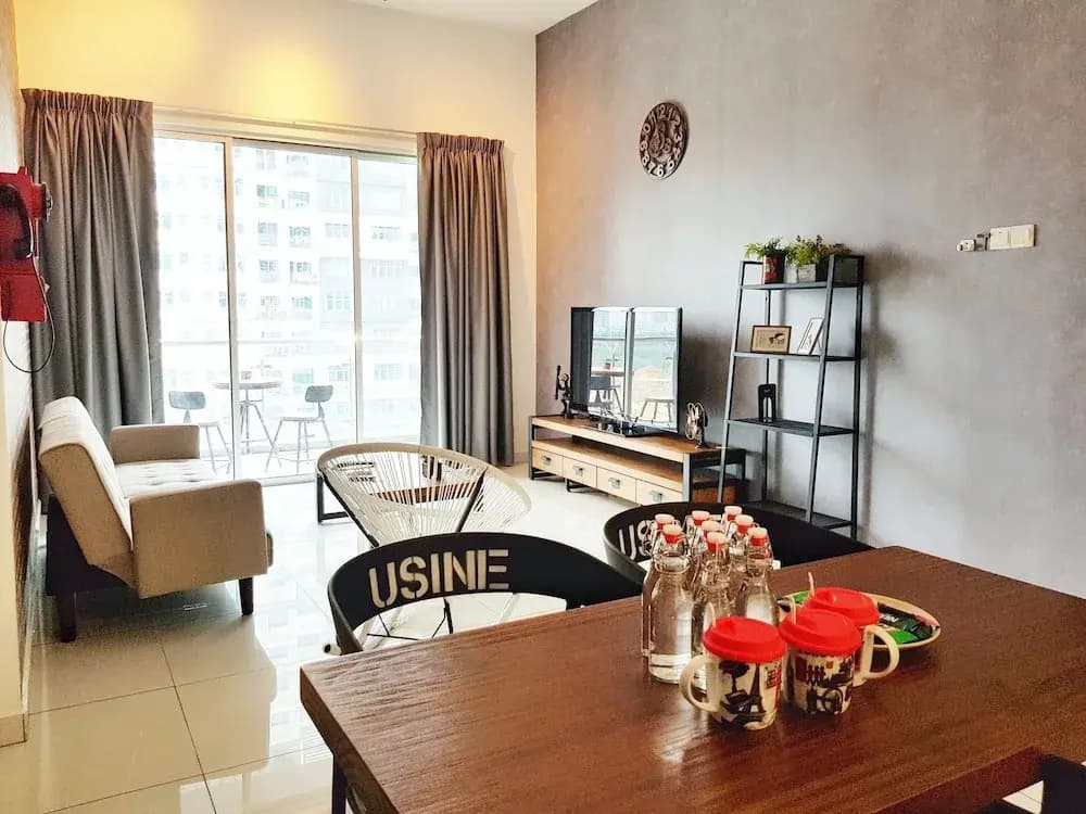 Teiw Family Homestay at Skypod Residence Puchong - photo 46