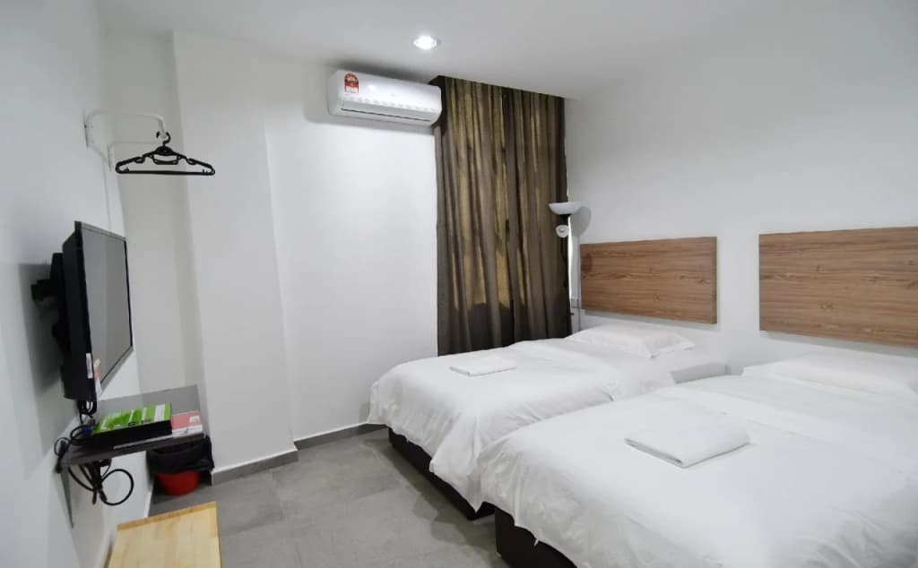 The Bed Hotel - photo 9