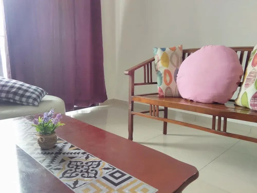 i-City Seksyen 7 Guesthouse ByKA - photo 1