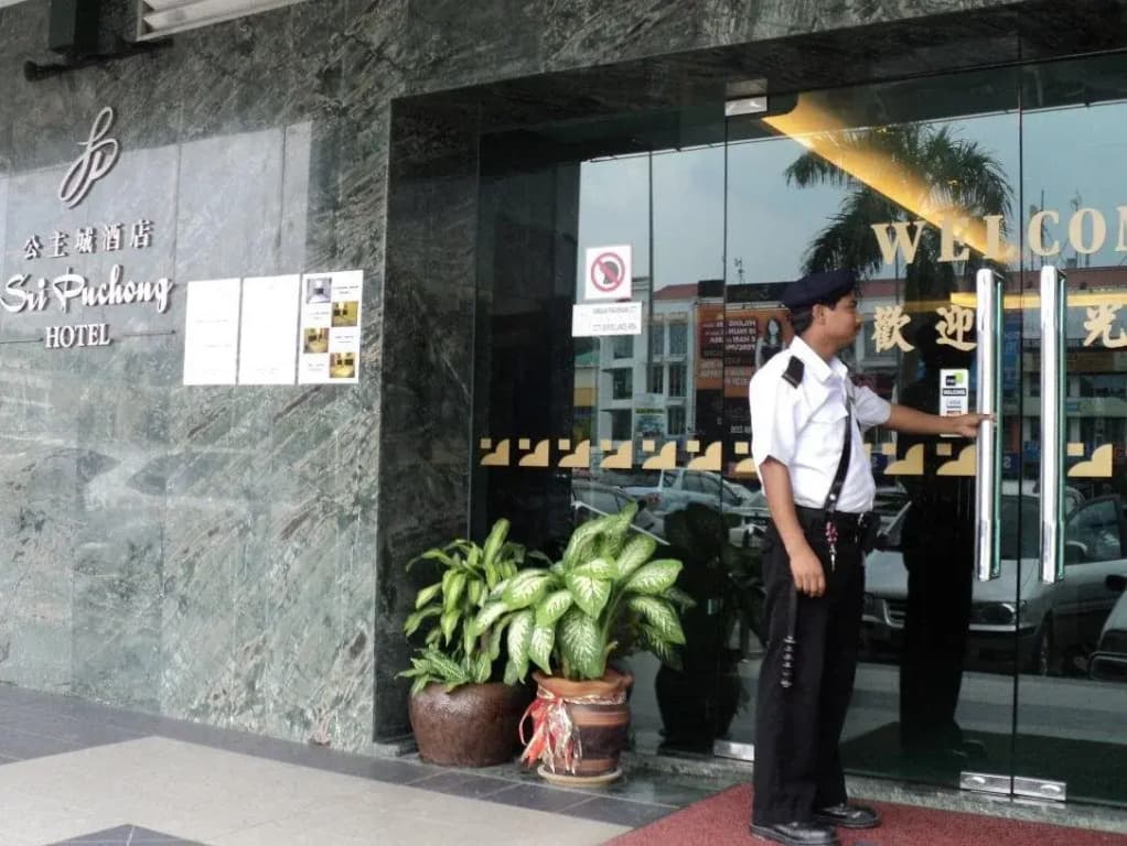 Hotel Sri Puchong - photo 15