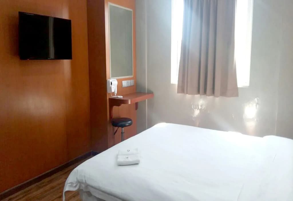 Chimera Hotel - photo 6