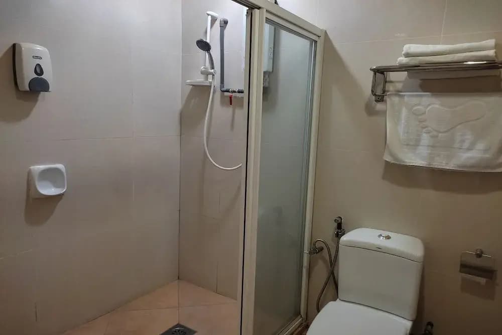 Hotel D'New 1 KK Sabah - photo 8