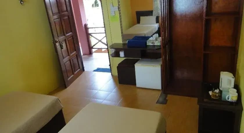 Babura Seaview Resort - photo 4