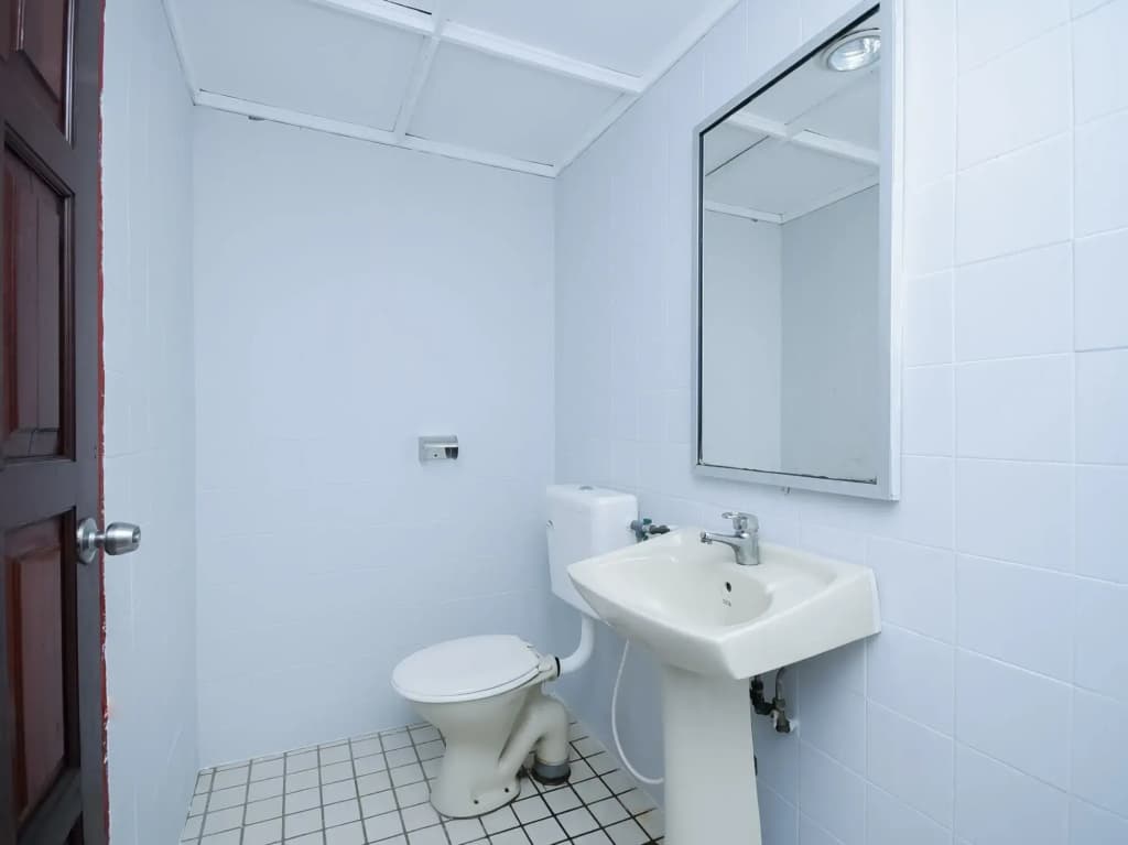 Super OYO 1018 Telang Usan Hotel Miri - photo 9