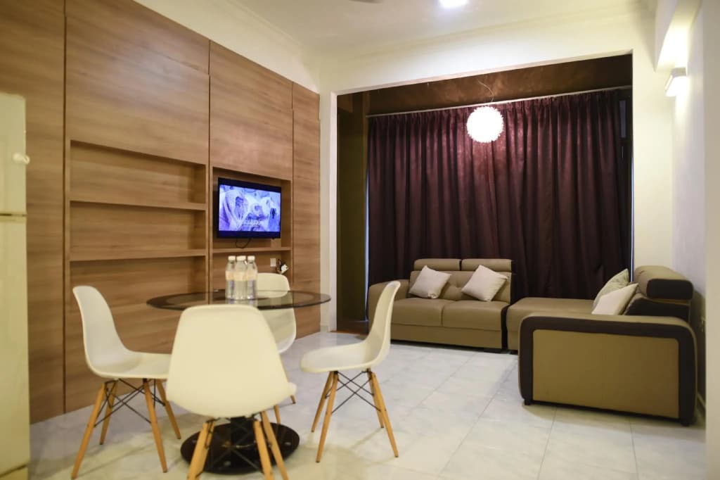 Lumut Waterfront Apartment - photo 2