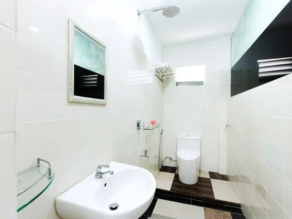 OYO 44011 Weng Bee Guest House - photo 9