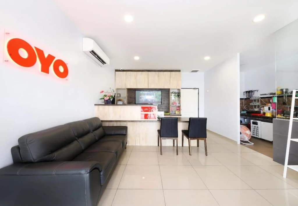 Bmw2 by OYO Rooms - photo 1