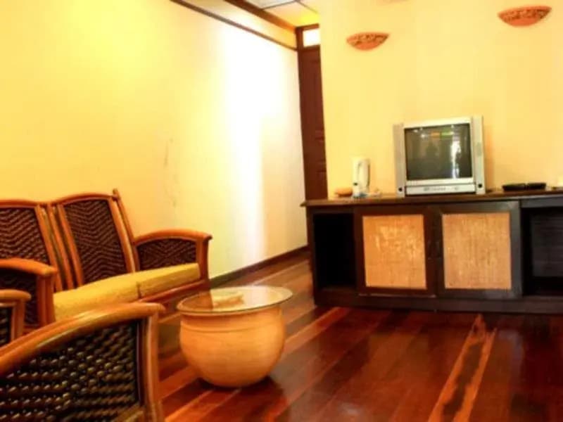 Green Village Pasir Salak Eco River Resort - photo 3