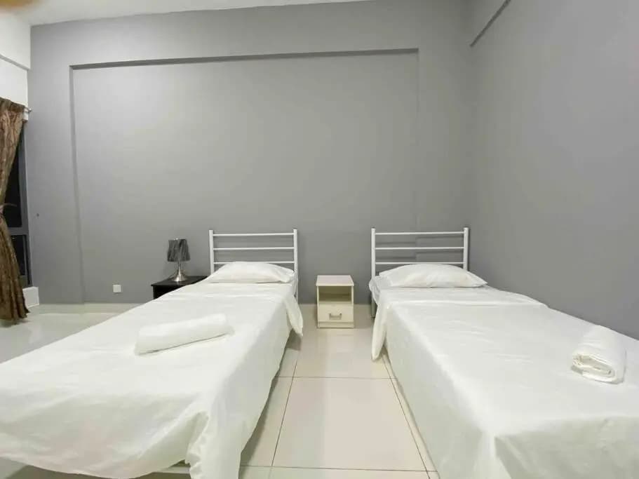 Setiawalk Puchong Penthouse 8-10Pax 4R3B - photo 3