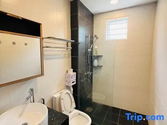 3KM to UTAR Sungai Long | Party House, 45Pax 20Car - photo 3