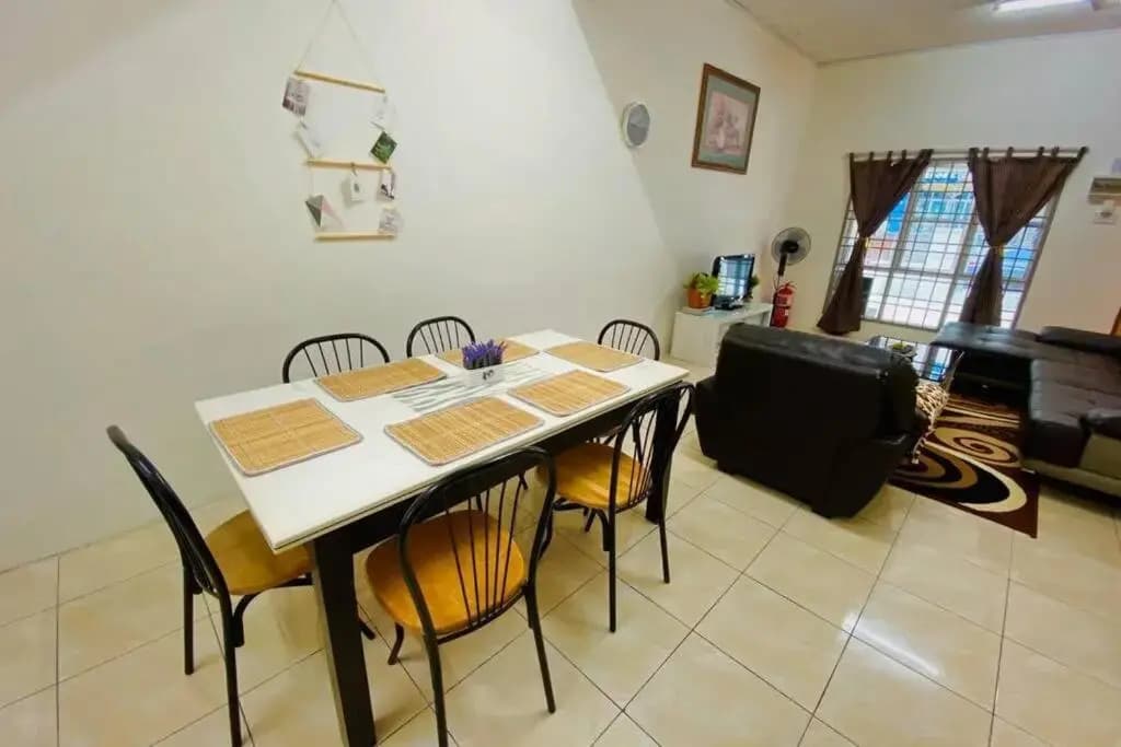 LILY VACATION HOME at CAMERON HIGHLANDS - 13 PAX,FREE WiFi w CARPORCH - photo 16