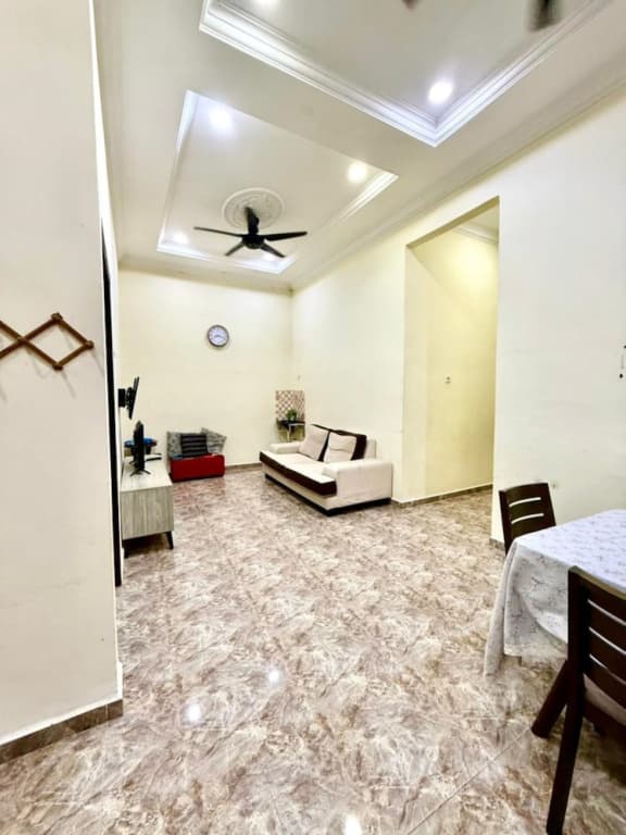 Homestay Selesa KPB Guest House - photo 15
