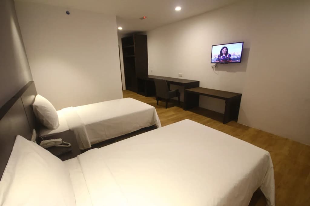 Summit Signature Hotel OUG Kuala Lumpur - photo 4