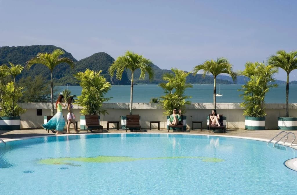 Bayview Hotel Langkawi - photo 16
