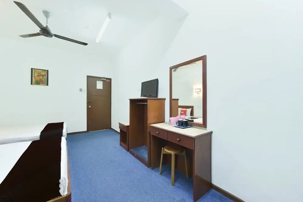 Hotel Jalan Bukit Ubi Formerly Bumimas - photo 14
