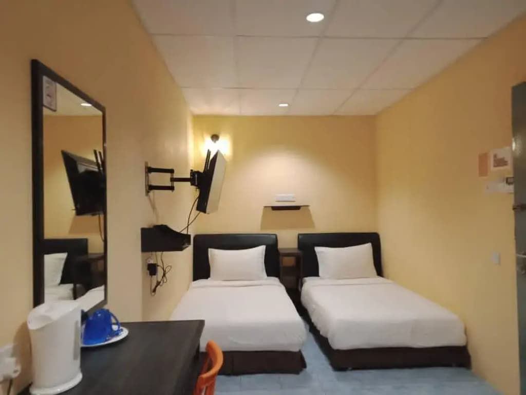 Loft Pals Urbanstay Lodge, Kapit - photo 1