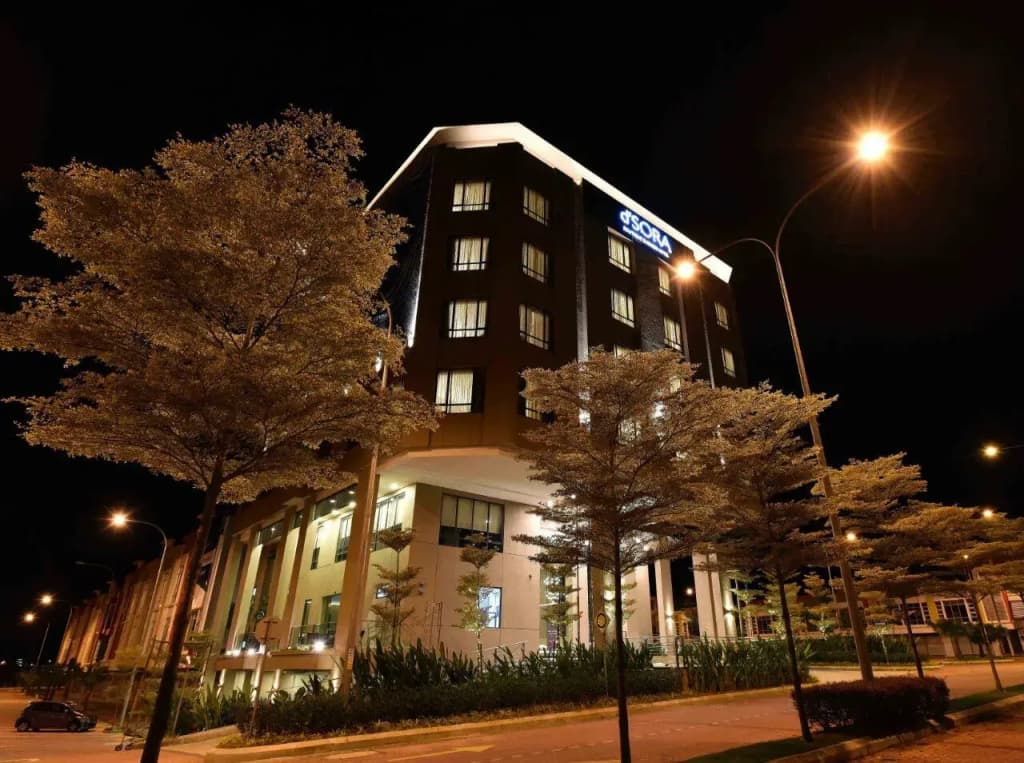 d'Sora Boutique Business Hotel - photo 1