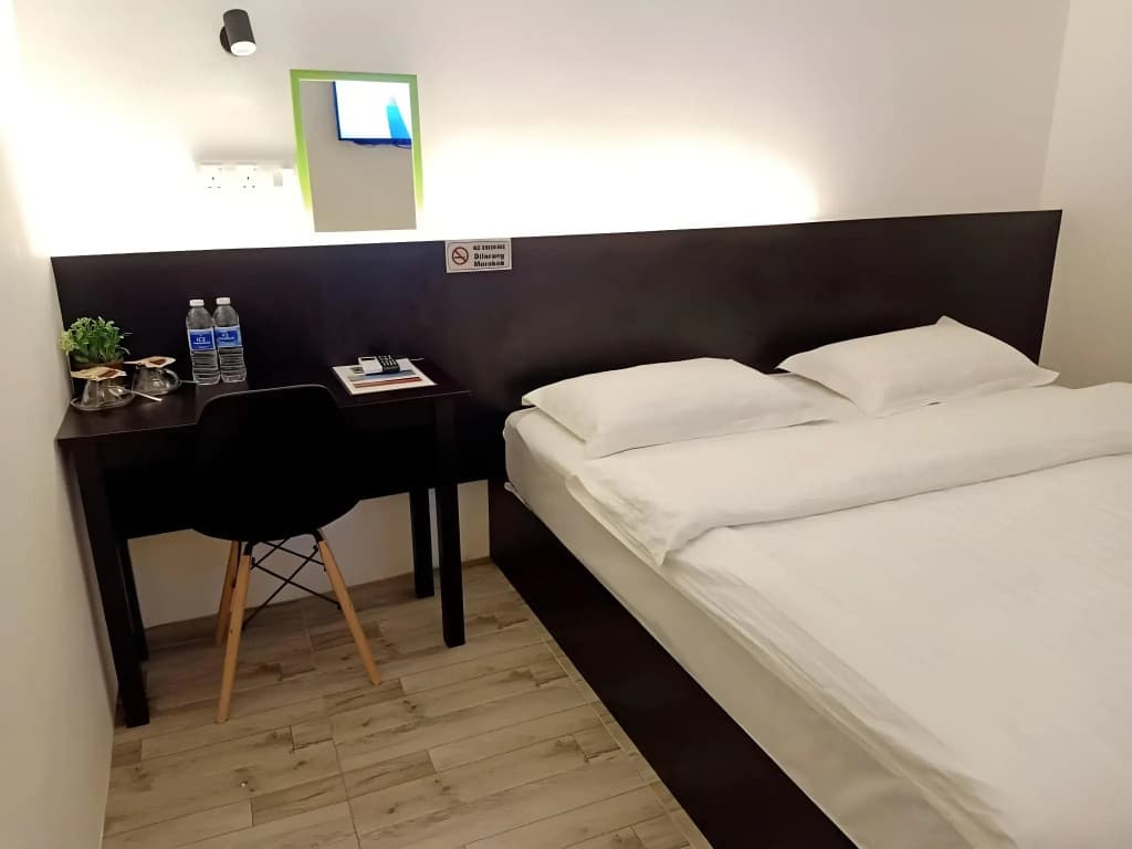 Tambun Warm Hotel - photo 7