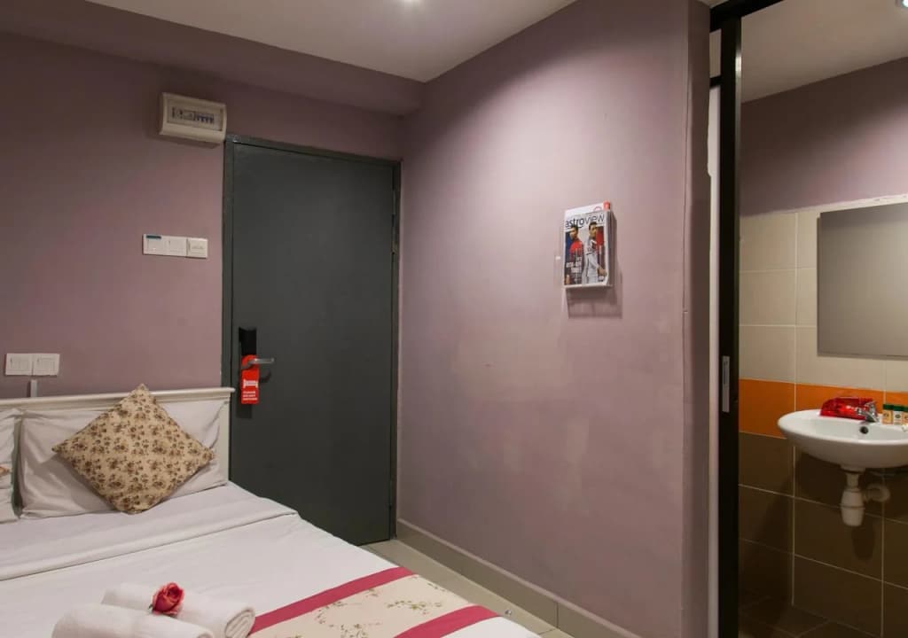 KK Hotel Kajang by OYO - photo 2
