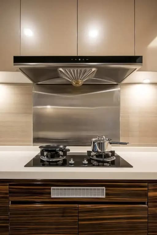 2BR R&F Phase2, CIQ R&F Mall, Free Parking - photo 29